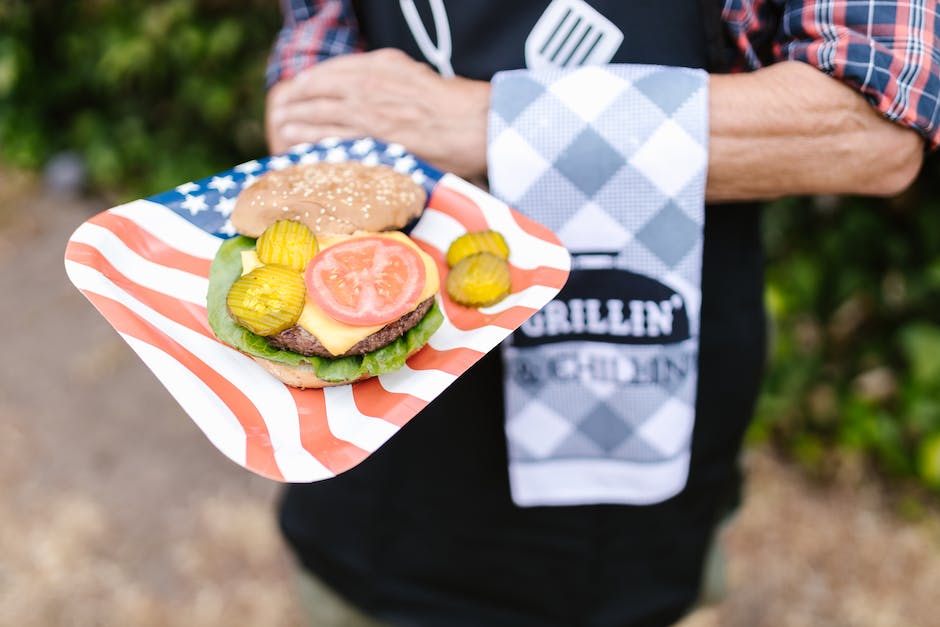  Essen für den Grill - Fleisch, Würstchen, Fisch, Gemüse